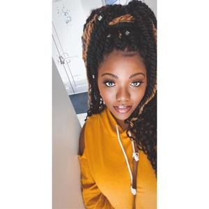 Meet your Posher, Rita